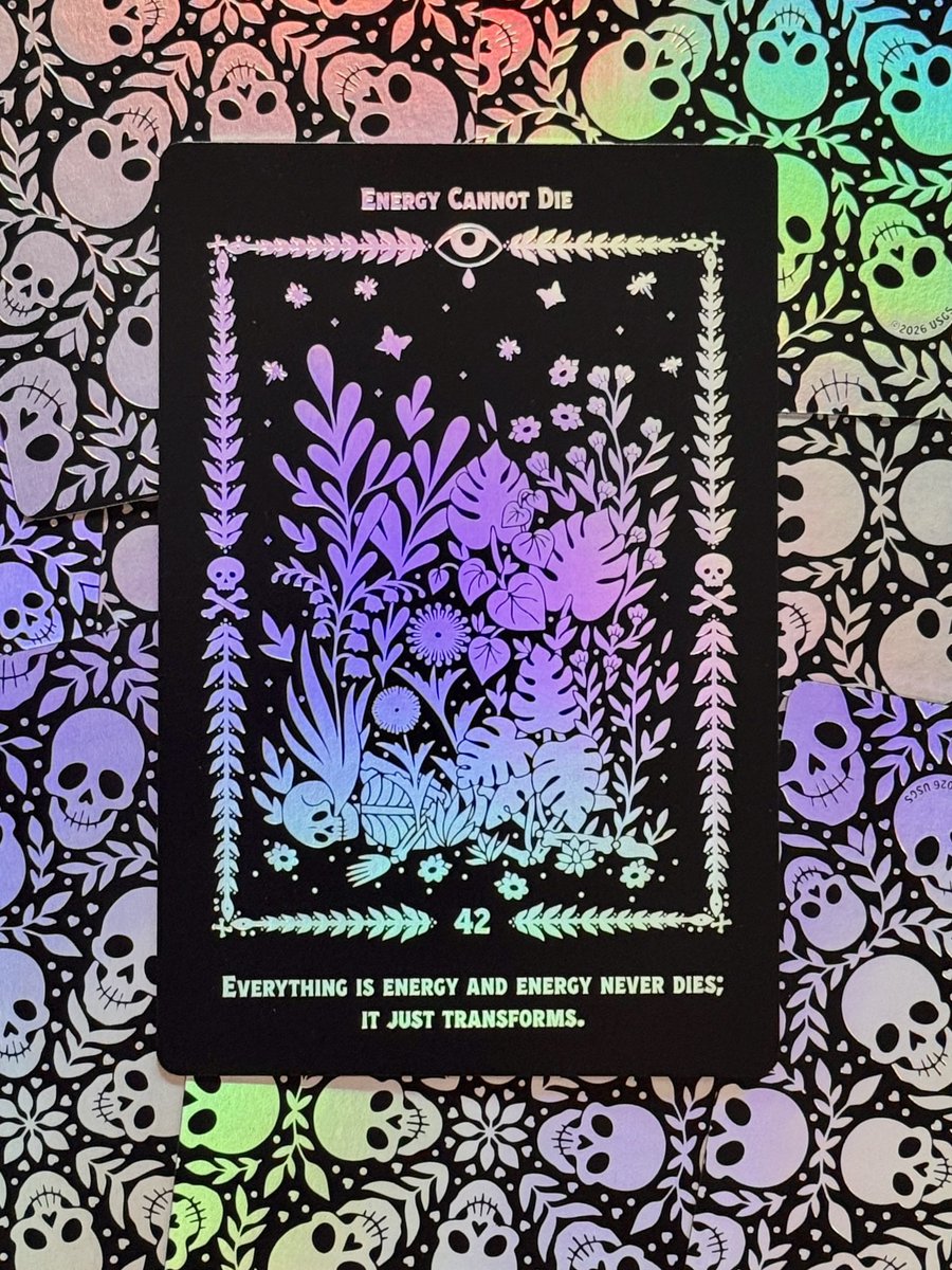 tmanntarot's tweet photo. Card of the day
Energy Cannot Die
Everything is energy and energy never dies; it just transforms. 
Deck: Morbid Mirror Oracle 
By: Soni Graves
#cardoftheday #Oracle #oraclecards #Lenormand https://t.co/KXZbUPdtVW