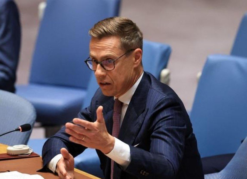 DakdaR22's tweet photo. - Alexander Stubb:
President of Finland 

" I think we need to make clear to the Russians and everyone else that there are a few things that are completely off the table in these negotiations.

One is EU membership. It is not Russia who decides on EU membership. It is the European Union who does that.

Two is NATO. It is not Russia that decides on NATO membership. It is the Alliance itself.

Three is Ukrainian defence. It is not Russia that decides on what Ukraine has by its border, when, where, and how.

And four: European security arrangements ... or order. It’s not Russia that decides on that. We already have a European security order and should stick to it."

.............

I couldn't agree more... 
It should be clear enough 🤷‍♀️