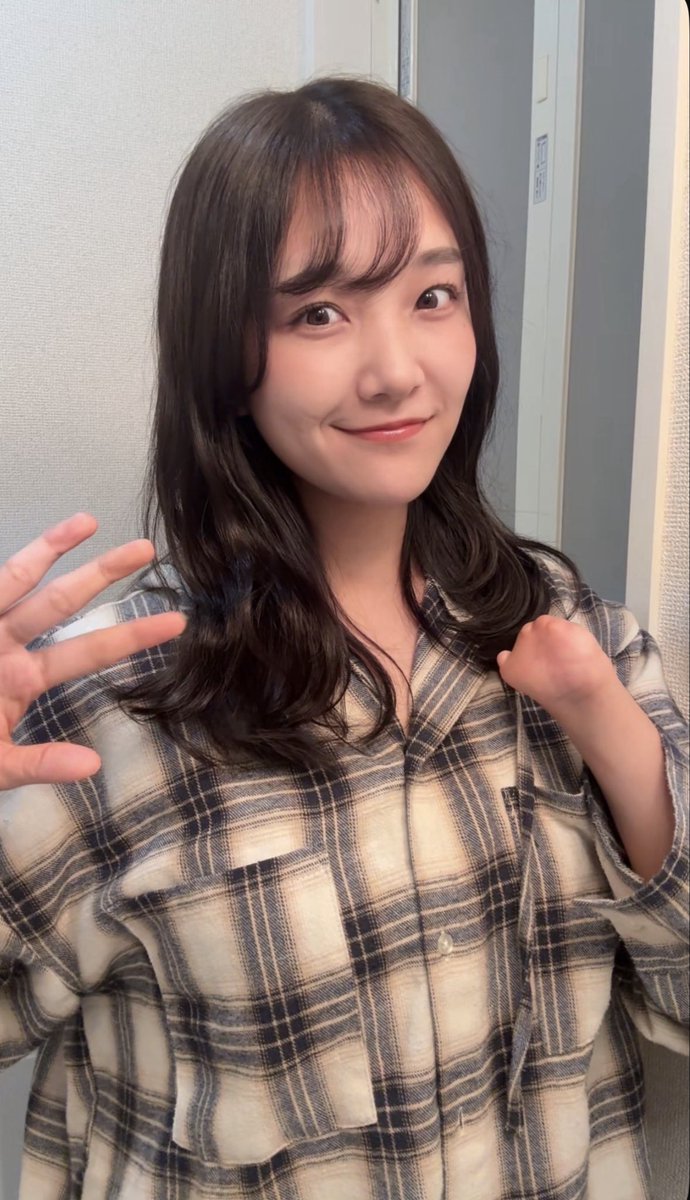 guuuu_non's tweet photo. 「生まれつき指がないってことは幸せを掴んで生まれてきたってことだね」とコメントを頂くけれど…
 「握ったまま離してません✊🏻」
#先天性四肢障害 https://t.co/RkxYa1MZ3c