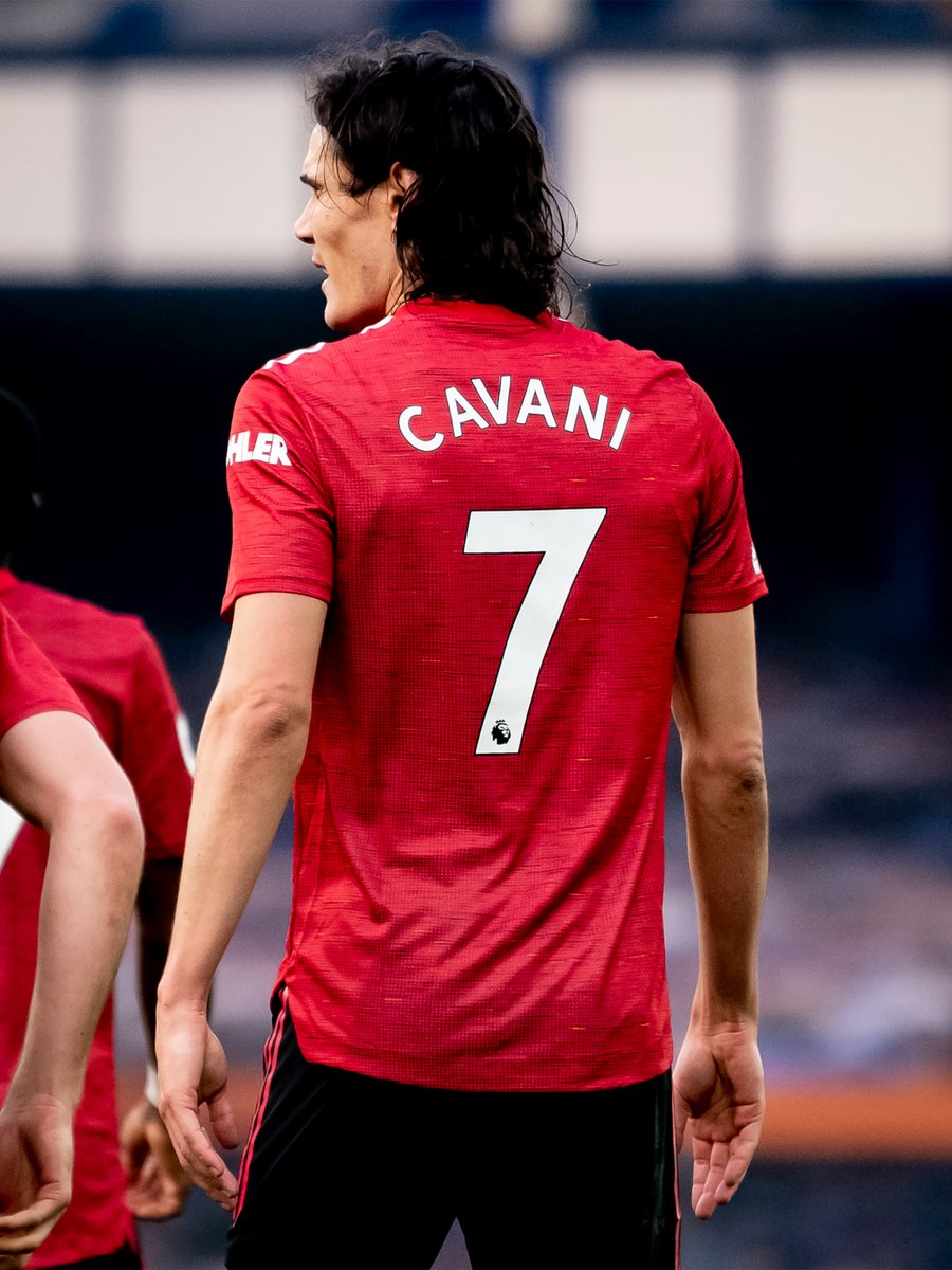 ManUtd's tweet photo. Give it
Give it
Give it to Edi... https://t.co/apZ5NoZDd0