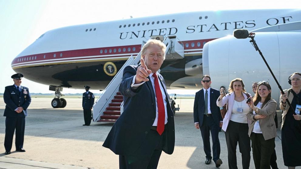 RobTimbre's tweet photo. There’s an old saying, in investigations. “Follow the Money”  if you want to know the truth, ie, what did #Qatar expect from #Trump when they gave him a brand new 747 jumbo jet? To start a war whose consequences would raise and agitate global oil prices perhaps. 🤔 https://t.co/ogvIZjy2cR