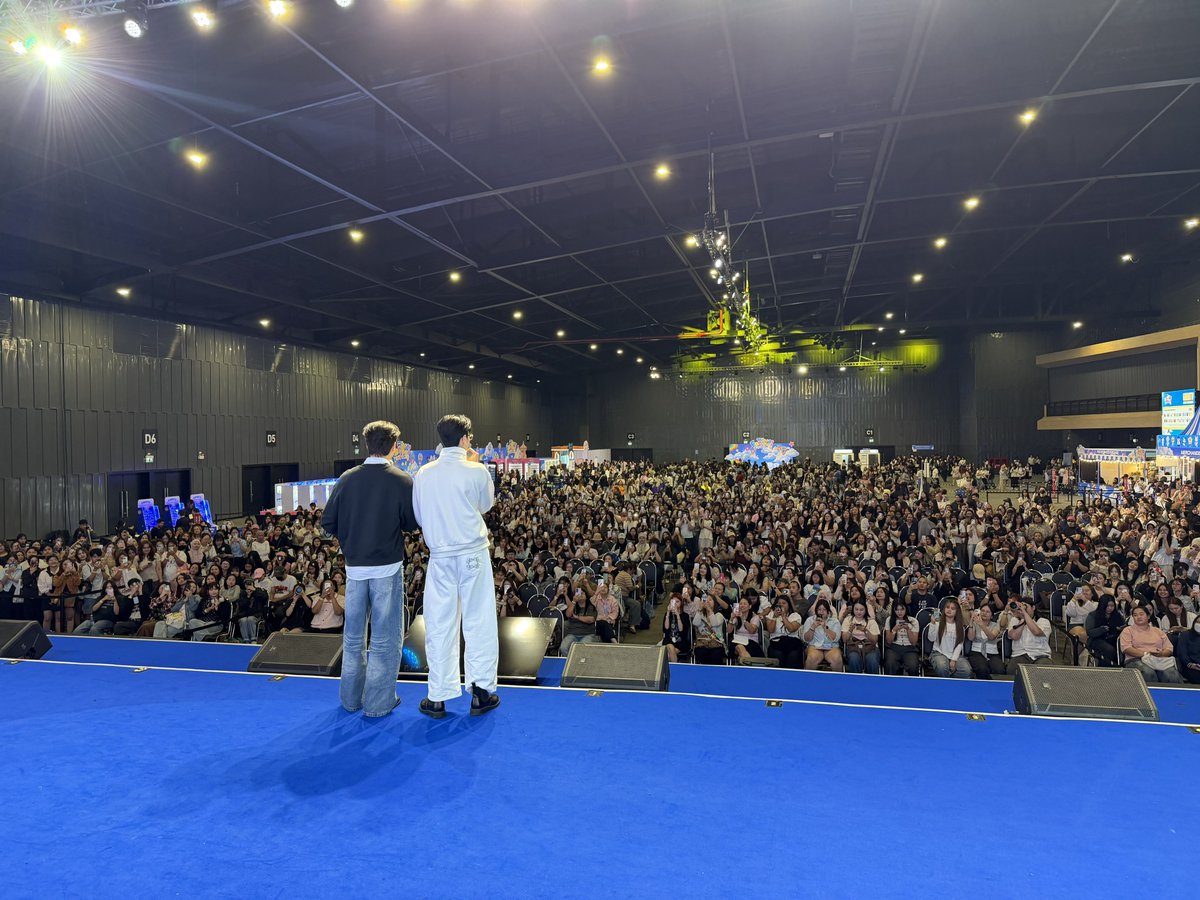 GmmtvShop's tweet photo. เตโช - ปิง ขอบคุณทุกคนที่มาร่วมกิจกรรม Fan Sign ในงาน GMMTV FANIVAL 2026 : Happy Family

@wwwteshow06 @PKrittanun

#GMMTVFANIVAL2026HappyFamilyxTP
#GMMTV https://t.co/QcfIG7aspi