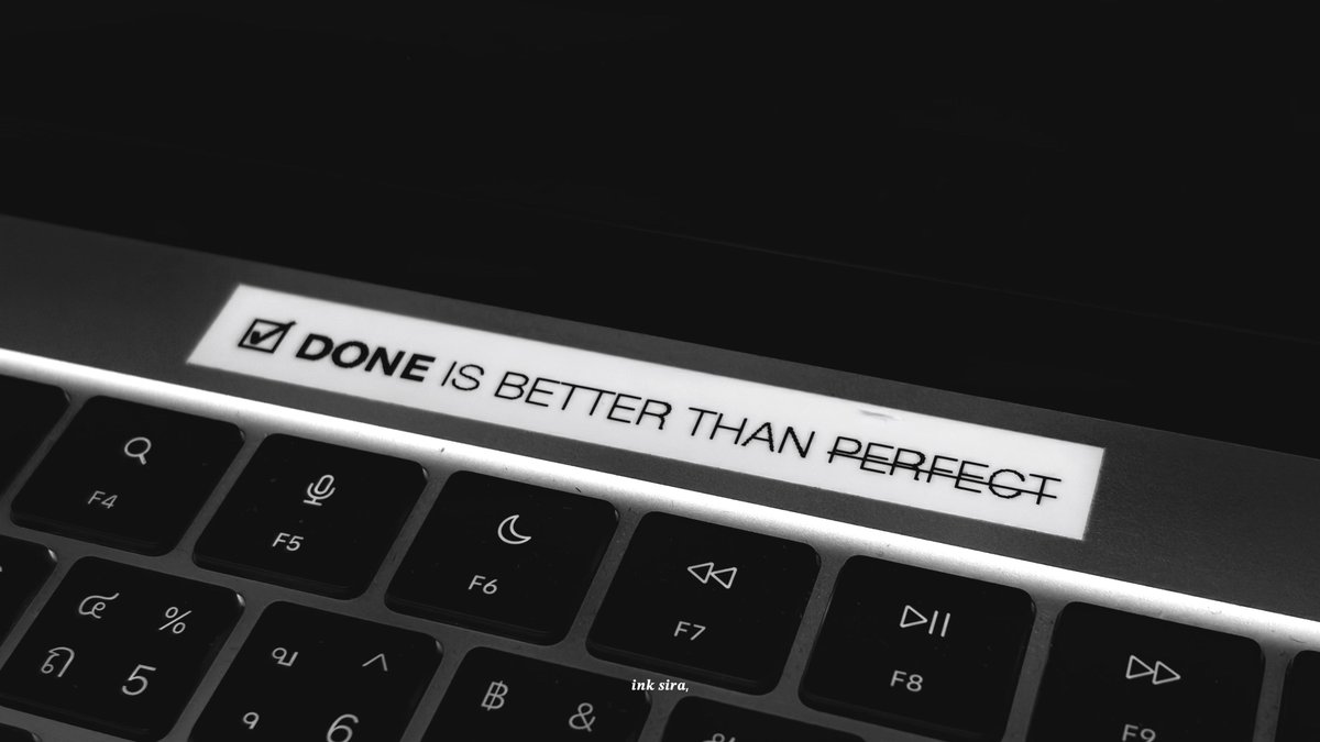 siraxkyungsoo's tweet photo. คติเตือนใจชาว perfectionist จริง
นี่ก็ชอบมากจนทำสติ๊กเกอร์แปะไว้บน macbook https://t.co/VW22xl6151