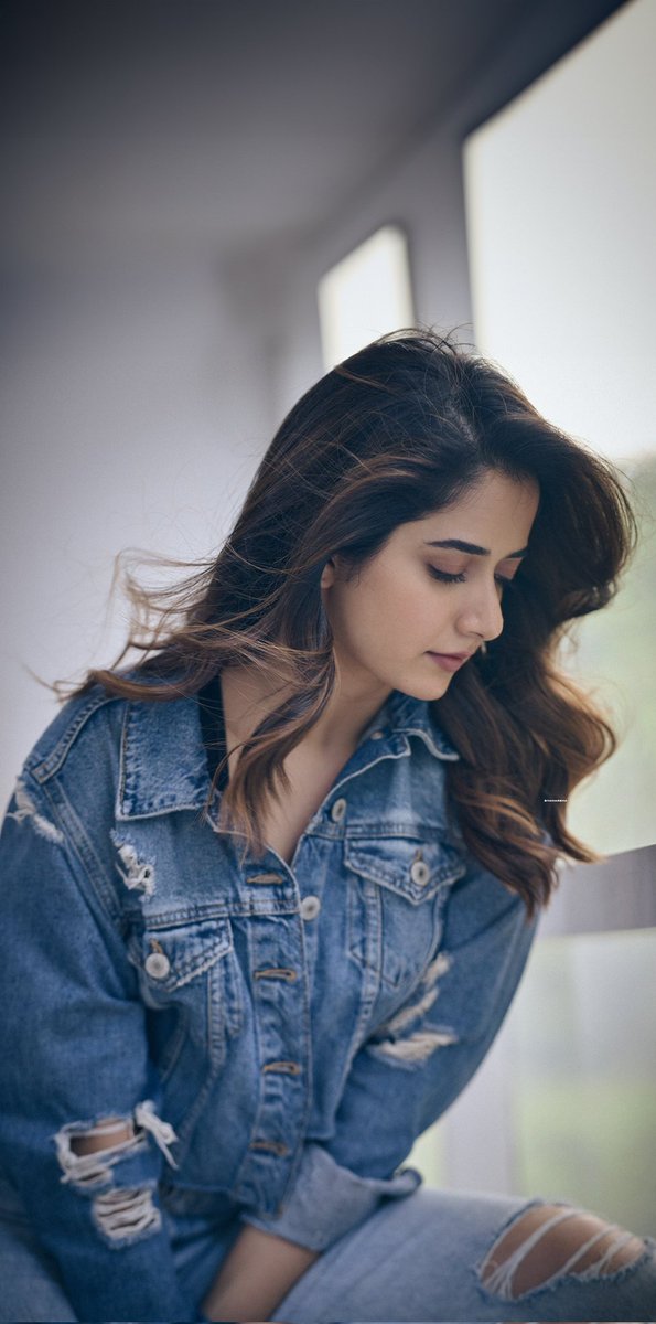 PVBharath14's tweet photo. #AshikaRanganath 💙😘🔥🔥 https://t.co/jZsvh6WipT