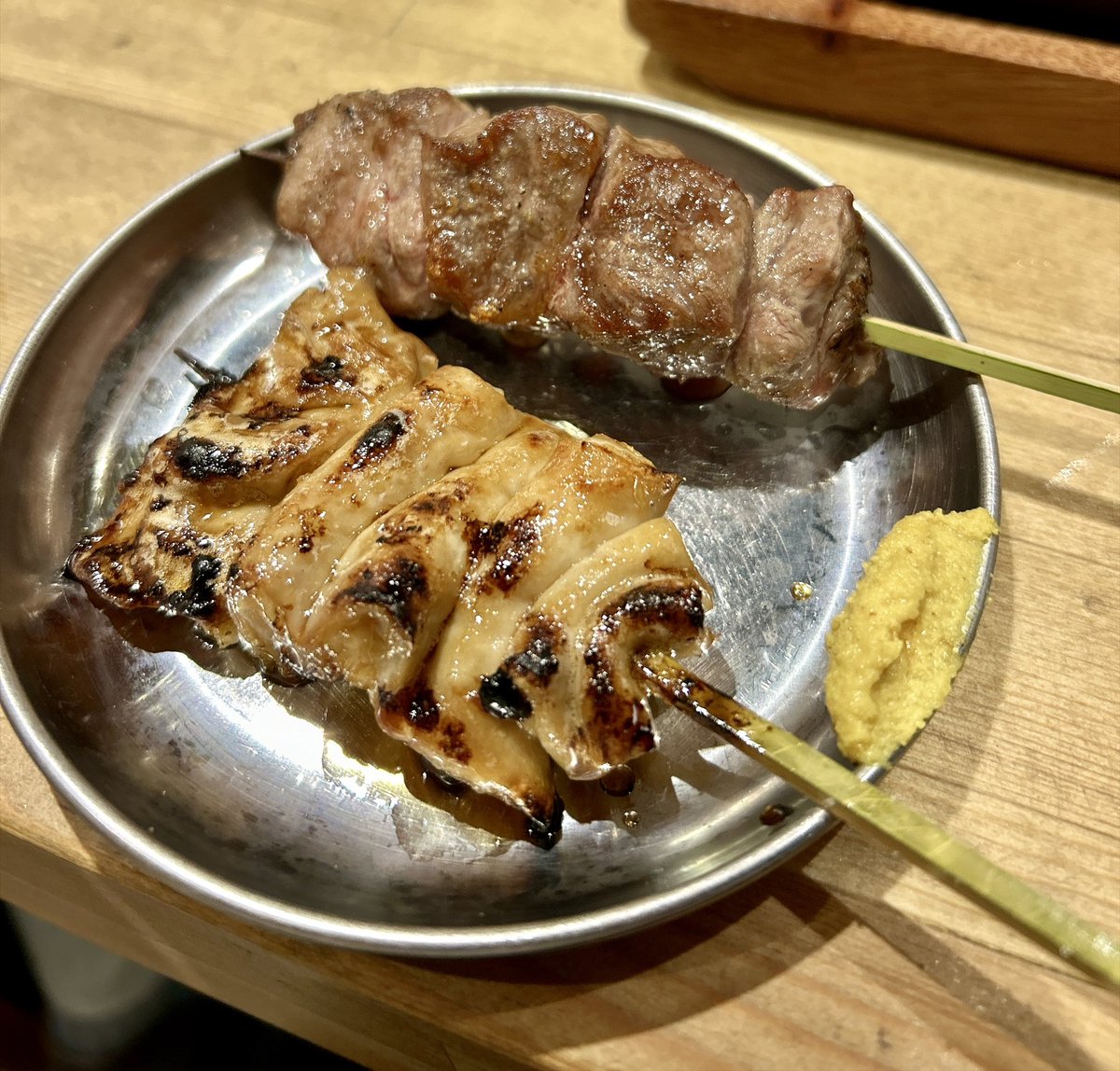 nomiarukinosuke's tweet photo. もつ焼 いなせ
北千住の火入れが抜群なもつ焼き店で、
東京都足立区千住3-60-2 サンライズM 1F
https://t.co/olTpLcA8B1
#焼きとん
#もつ焼き
#北千住居酒屋
#北千住もつ焼き
#東京もつ焼き
#もつ焼 いなせ https://t.co/Ls501razig