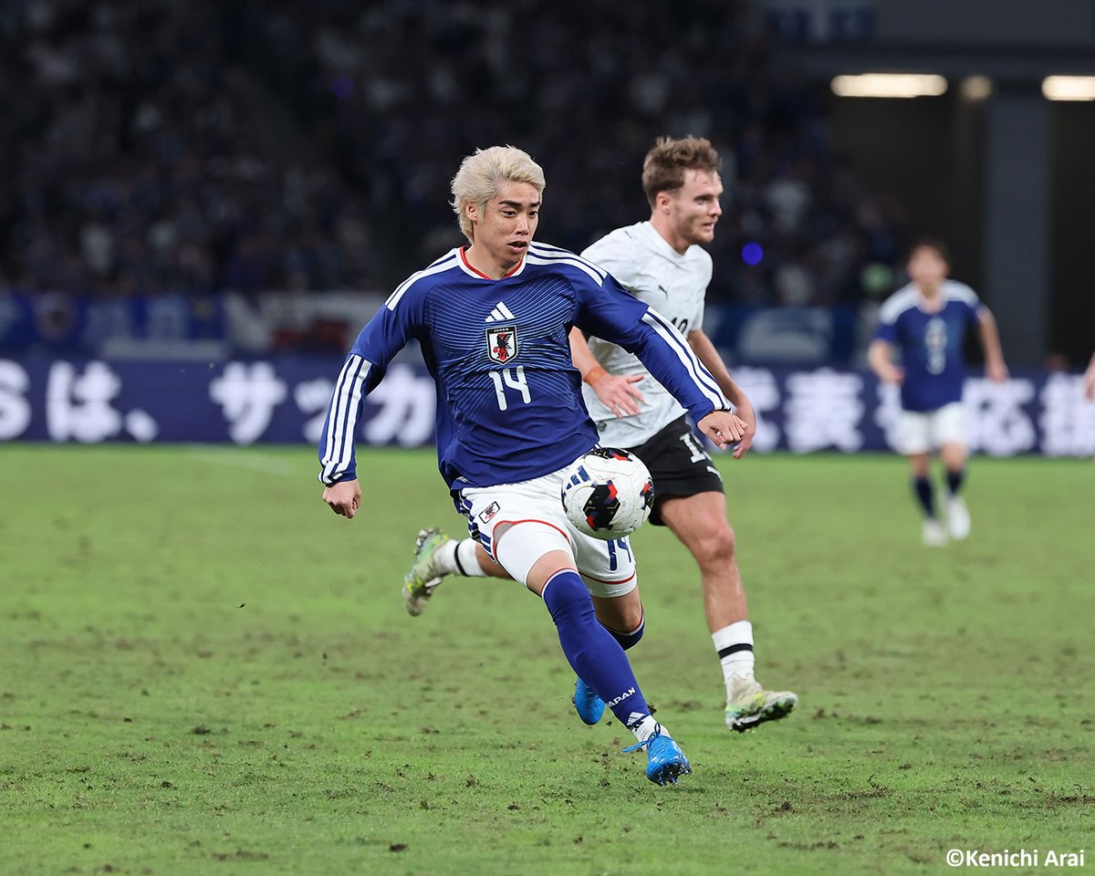 GoalJP_Official's tweet photo. 🇯🇵 日本代表がキリンカップサッカー2026を制す！🏆️

上田綺世＆堂安律のゴールでニュージーランドを撃破！

先制するも、直後に追いつかれ1-1で試合を折り返した日本。後半、中村敬斗の突破から堂安が決勝点を奪いチームを勝利に導く！

日本 2-1 ニュージーランド

#サッカー日本代表 #SAMURAIBLUE https://t.co/vF7xUxK4dJ