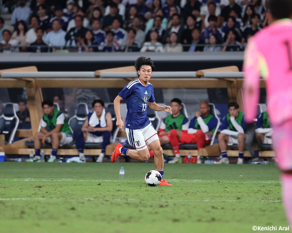 GoalJP_Official's tweet photo. 🇯🇵 日本代表がキリンカップサッカー2026を制す！🏆️

上田綺世＆堂安律のゴールでニュージーランドを撃破！

先制するも、直後に追いつかれ1-1で試合を折り返した日本。後半、中村敬斗の突破から堂安が決勝点を奪いチームを勝利に導く！

日本 2-1 ニュージーランド

#サッカー日本代表 #SAMURAIBLUE https://t.co/vF7xUxK4dJ