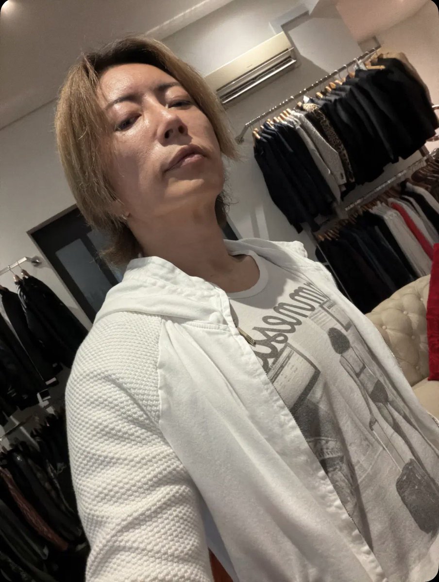 merveilleslover's tweet photo. 🤍GACKT BeReal #293

"Just finished working out." https://t.co/kh9WHaNHmy