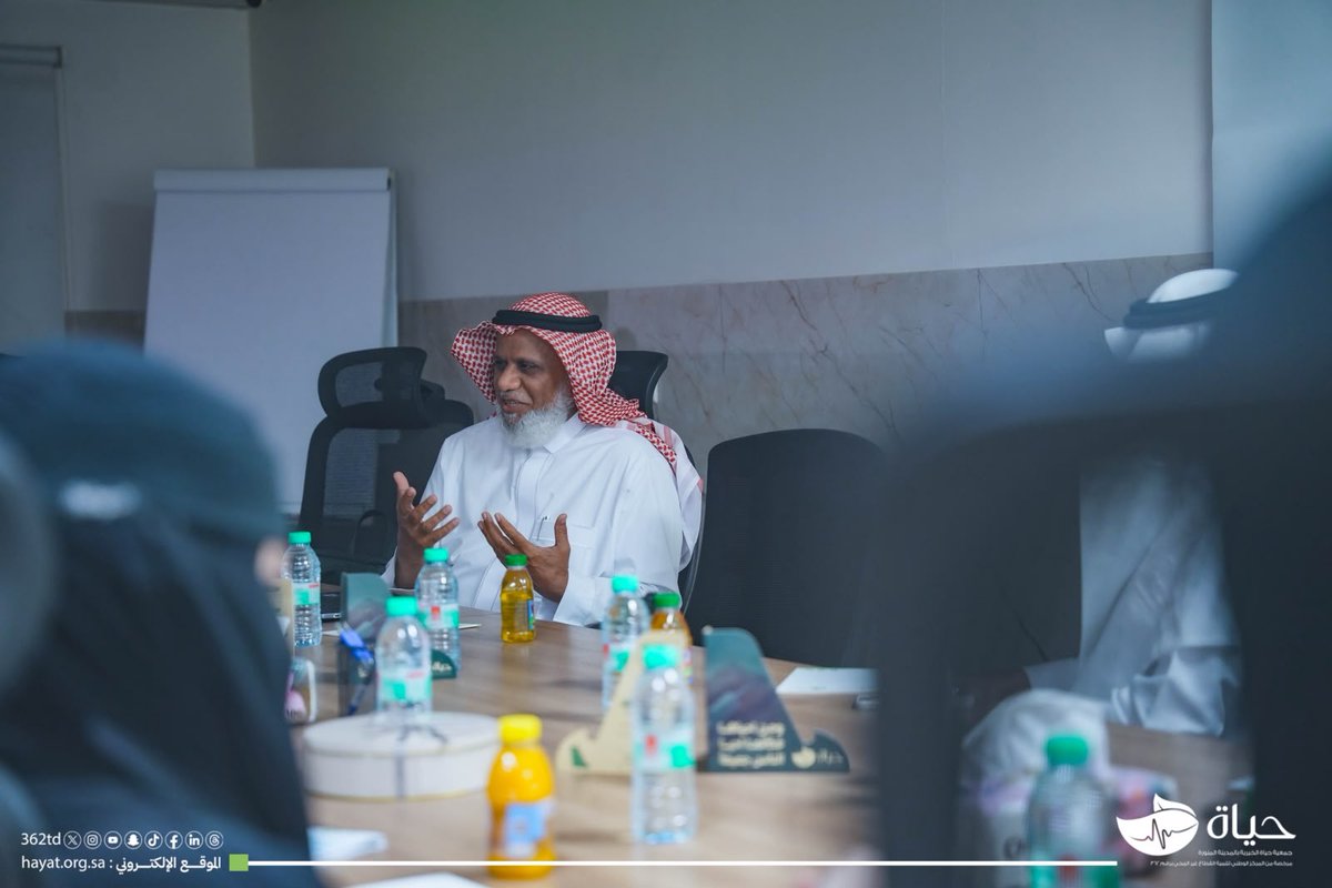 362td's tweet photo. #خبر

نظمت #جمعية_حياة_الخيرية محاضرة توعوية حول مفهوم الأثر المجتمعي، بالتعاون مع شركة «تعظيم الأثر»، لتعزيز وعي منسوبيها بالأثر ودوره في توجيه الجهود نحو نتائج مستدامة.

فالأثر الحقيقي يبدأ بوعي، ويستمر بعطاء يصنع الفرق. ✨🍃 https://t.co/LeHFVVXost