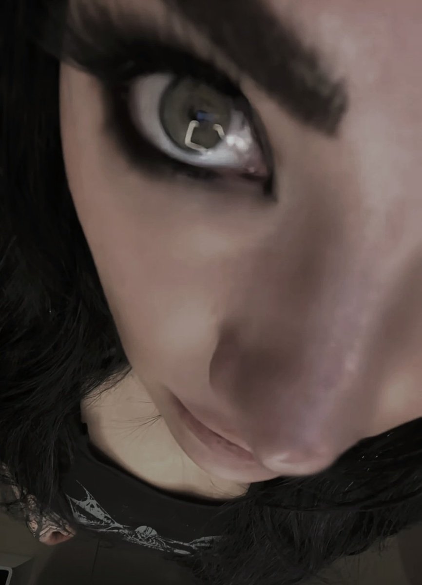 tearsfortater's tweet photo. locktober is beating my ass, chat. https://t.co/stBHw2cDxm