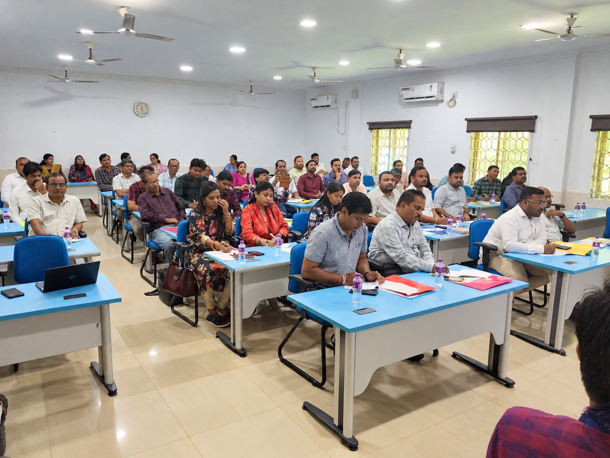 OdishaWater's tweet photo. A training program on the Water Resources Information Management System (WAMIS) was organized for the Drawing and Disbursing Officers (DDOs) of the Department of Water Resources (DoWR), Government of Odisha.(1/3)
#WAMIS #WaterResources #DoWR #GovernmentOfOdisha https://t.co/FfxhQymZs7