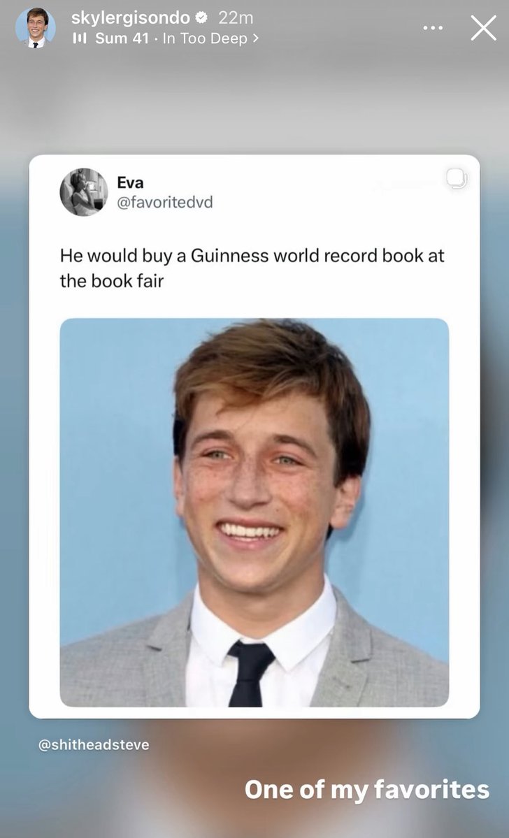 graciem120001's tweet photo. Yes he does 😭 https://t.co/I9MUpfMheb