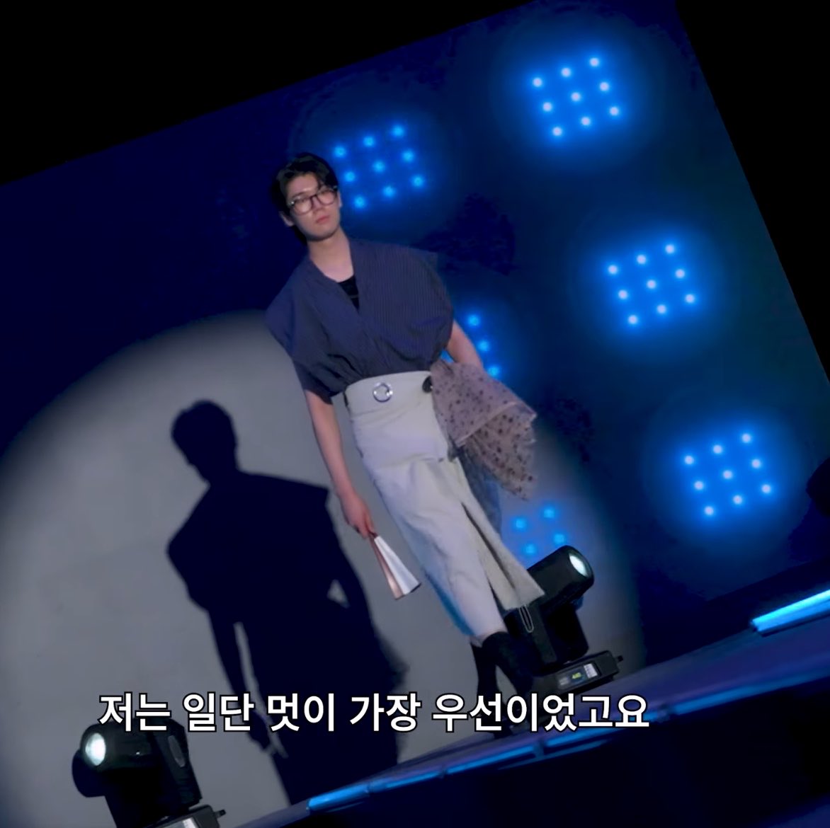 sillyjjuni's tweet photo. the outfit that beomgyu designed for yeonjun was SO GOOD i would’ve loved to see yeonjun in it https://t.co/esSSgKzXb8