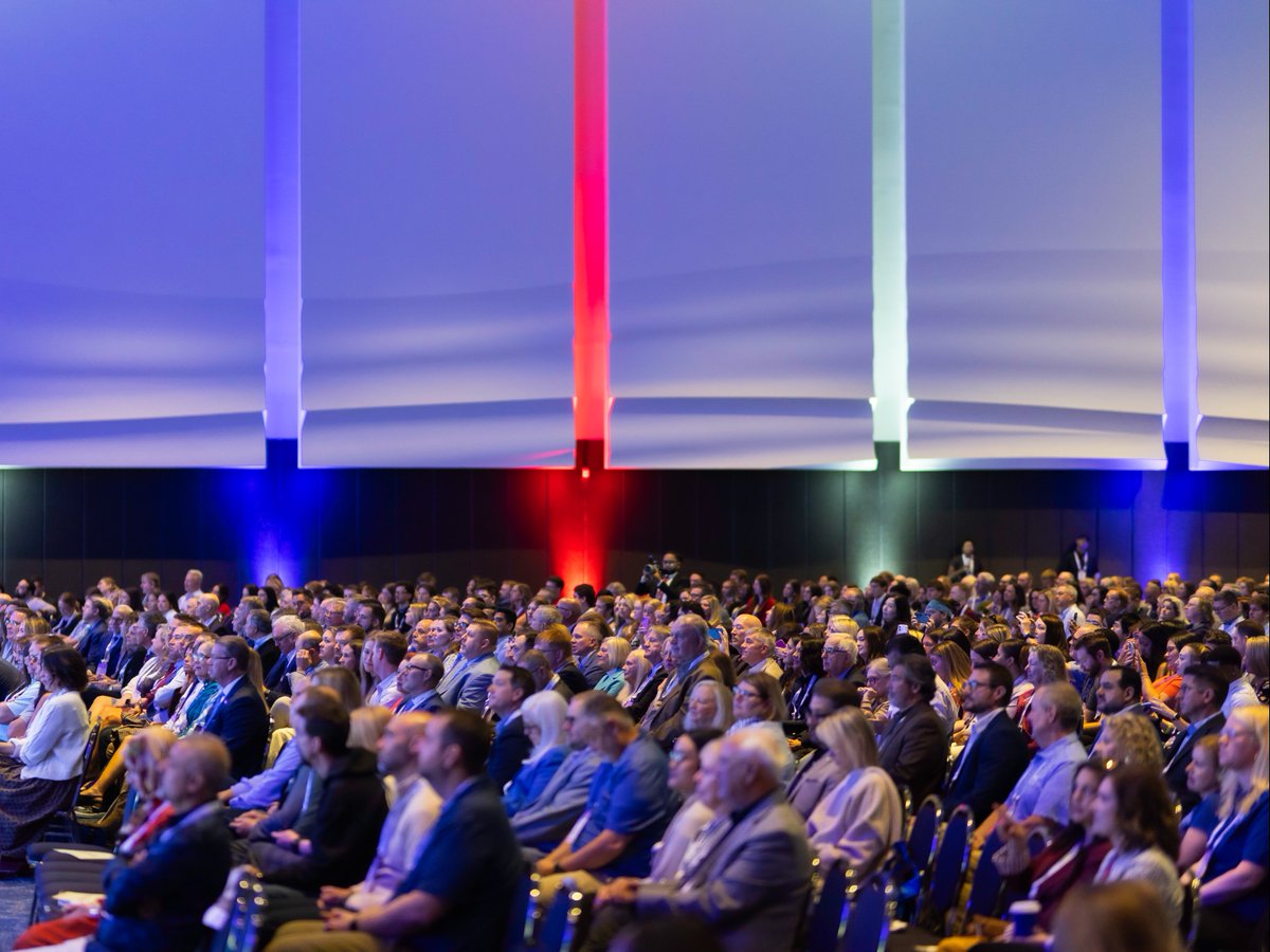 Commpharmacy's tweet photo. 🔥 Day two of #NCPA2026 did not disappoint! NCPA President Kristen Riddle opened the Expo Hall K.C. style, after giving her final remarks at the general session. 

We also heard insights on the upcoming midterm elections and celebrated the University of Washington team who won the Good Neighbor Pharmacy NCPA Pruitt-Schutte Student Business Plan Competition. 🎉

🔎 Register for our House of Delegates happening tomorrow morning and make the most of today’s lineup: https://t.co/TqxfGdH0KV