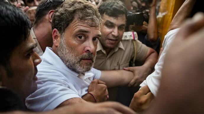 reshma_alam7's tweet photo. Rahul Gandhi along with opposition MPs will hold a protest march on the issue of “Vote Chori” tomorrow! https://t.co/lJZAiYIHHM