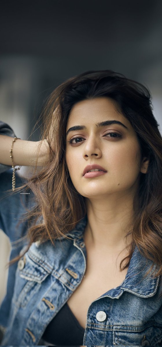 PVBharath14's tweet photo. #AshikaRanganath 💙😘🔥🔥 https://t.co/jZsvh6WipT