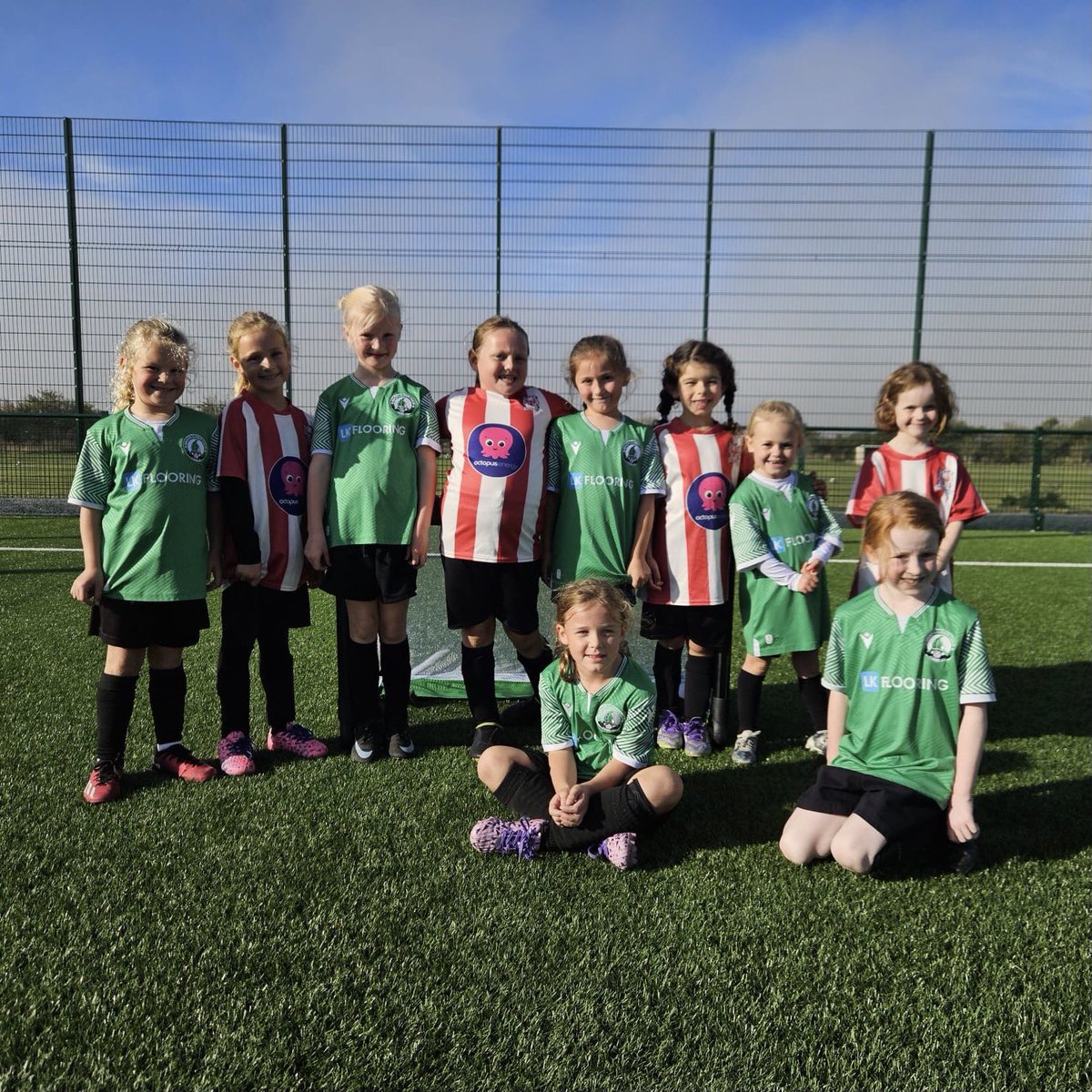 CheltSpaWFC's tweet photo. 🤩 Shoutout to our Under 7s who had their first experience of the new 3v3 format, and also our Under 10s 🐦‍🔥

#CSWFC #HerGameToo #Grassroots #Youth #Pathway #Football #Cheltenham #Gloucestershire https://t.co/Bexzy9cpm8
