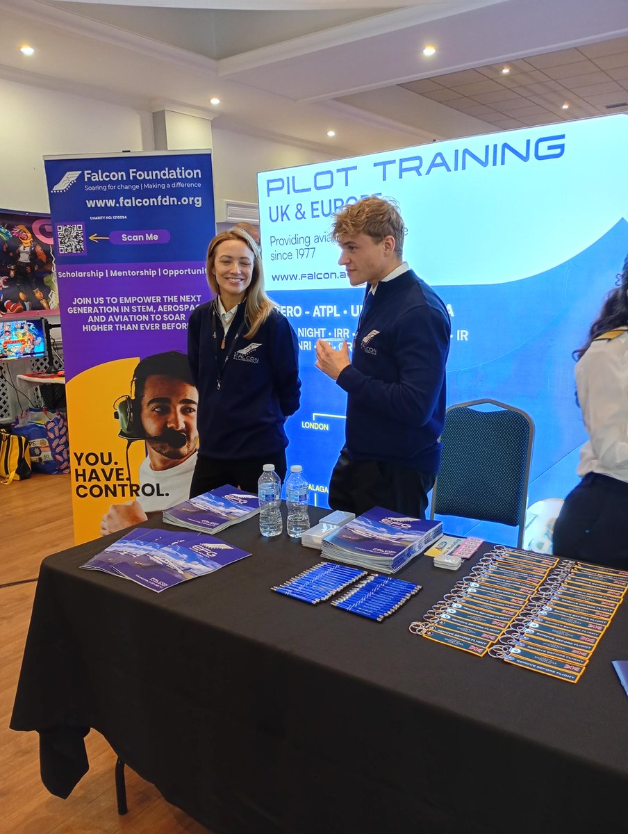 BromleyBuzz's tweet photo. Last week, the Bromley Business Show by Brilliant Businesses UK made its debut. We had a stand both In @InTunePR and the Bromley Buzz. Episode 310 of the Bromley Buzz podcast - https://t.co/s3j2MeC1gp contains interviews from the whow. 
#bromleybuzz #podcast #bromleybusinessshow https://t.co/gkhuXkvj1c