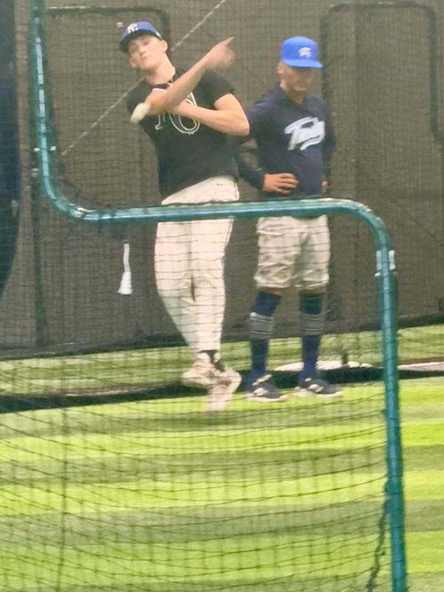 PotterLiem's tweet photo. Thank you @NateTrosky for the great camp. https://t.co/Z24E1rgCYF