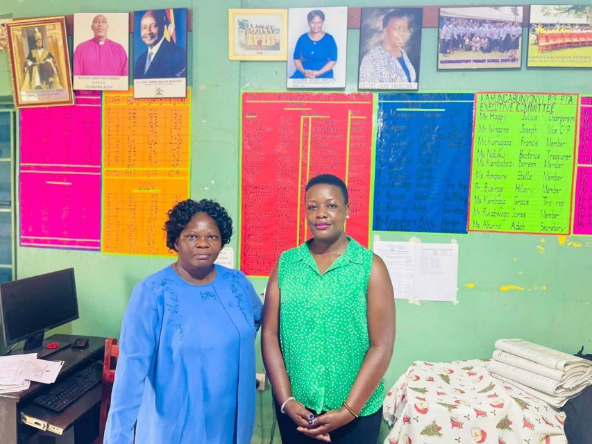 PatienceNamudd1's tweet photo. ONC Fort Portal City Coordinator Ms Kabasinguzi Shamim monitored Kahungabunyonyi Primary School, where 1,158 pupils are served by 13 teachers. The school also faces shortages of desks, ageing classrooms and inadequate sanitation. #ONCUpdates https://t.co/RNLv0rkHBz
