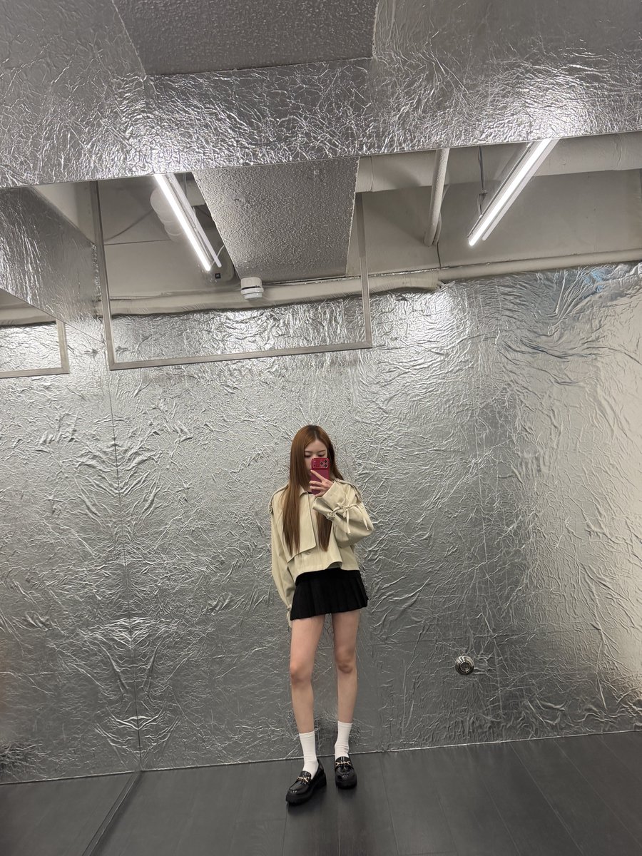 nmixxpics_'s tweet photo. 261005 🐶🫧 https://t.co/a2Yw6K4m1B