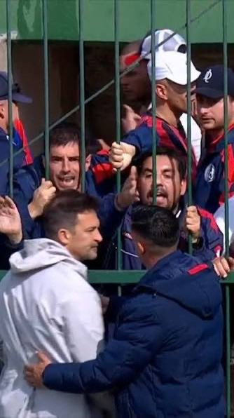 SanchezManu72's tweet photo. El hincha ya habló en la tribuna y la situación es insostenible. Pedimos la renuncia de Marcelo Culotta y el adelantamiento de elecciones generales para que asuma gente capacitada. https://t.co/lep4MkS33Q