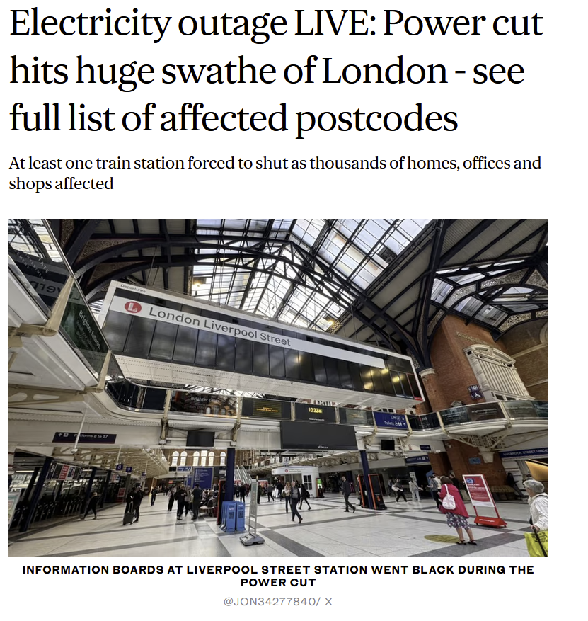 DanS916's tweet photo. Blackouts in London: 
https://t.co/LcHoczIKBk https://t.co/9sHhEo6XtA