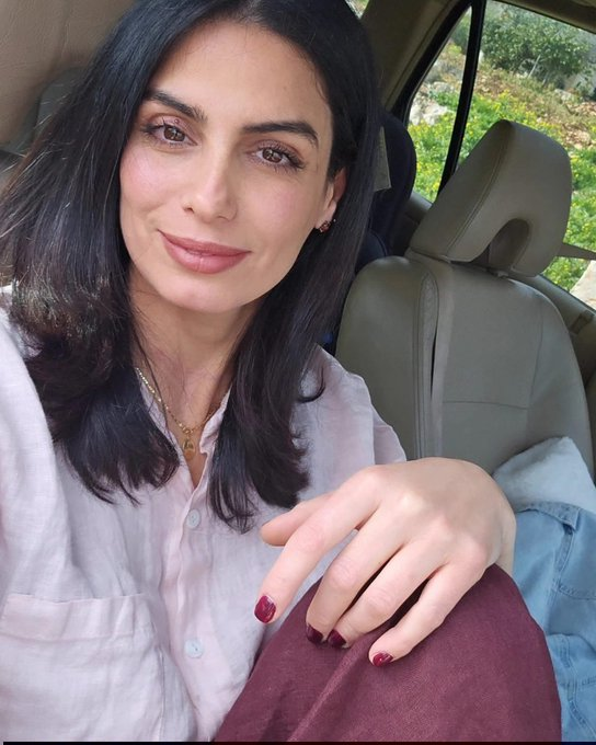 DanaSaba2's tweet photo. بتقول بدنا الانسحاب والبيئة المهزومة بتسميها خاينة.

المنطق الأصفر 🙄

كل الدعم والاحترام لعبير وشجاعتها. https://t.co/hipjEmoXj7