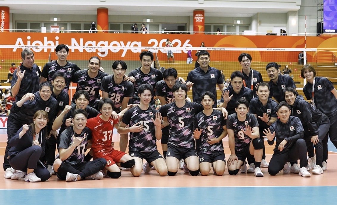 rikutogoto_11's tweet photo. アジア大会準優勝で今季の代表シーズンが終わりました。
いろいろな感情がありますが、それも踏まえて成長の糧にしていきます！
本当に沢山の応援ありがとうございました！🙇‍♂️

 #asiangames
 #同部屋で始まり同部屋で終わったカワヒガシパイセン https://t.co/wXWfDrLOUG