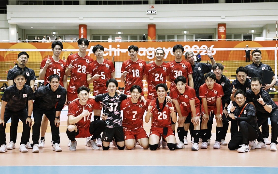 rikutogoto_11's tweet photo. アジア大会準優勝で今季の代表シーズンが終わりました。
いろいろな感情がありますが、それも踏まえて成長の糧にしていきます！
本当に沢山の応援ありがとうございました！🙇‍♂️

 #asiangames
 #同部屋で始まり同部屋で終わったカワヒガシパイセン https://t.co/wXWfDrLOUG