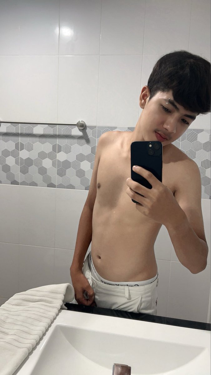 phthr136356's tweet photo. #ลาดพร้าว #ห้วยขวาง #พระราม9 https://t.co/hFY9WgOEYu