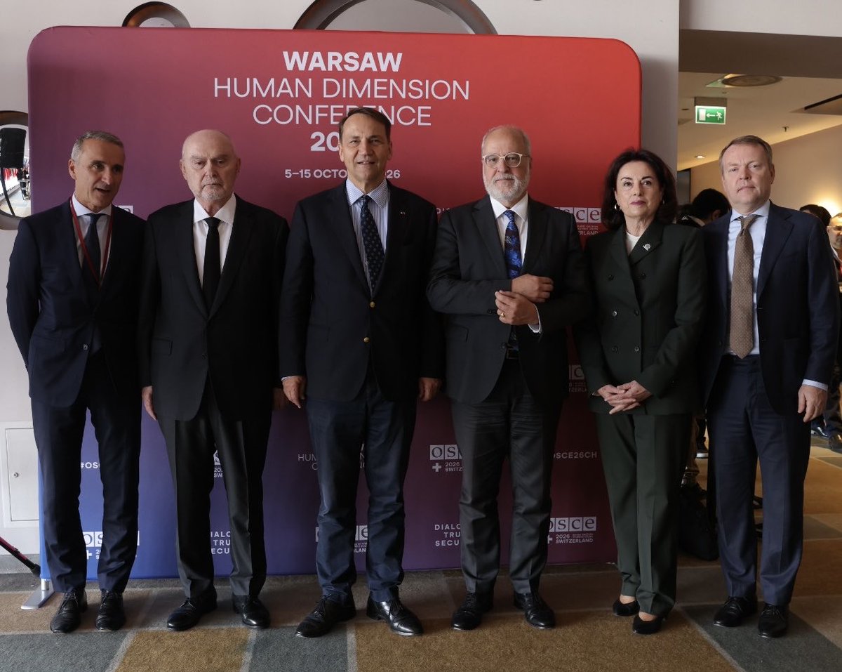 SwitzerlandOSCE's tweet photo. Turning existing commitments into concrete action. This is 🇨🇭’s focus at the 2026 Warsaw Human Dimension Conference, bringing together more than 1’800 participants from across the @OSCE region over the next 9 days.
Opening the conference, @SwissMFAStatSec Alexandre Fasel called for strengthening implementation of existing commitments on human rights, democracy and the rule of law. 
🔗 https://t.co/PN8KuvYB2A
#OSCE26CH