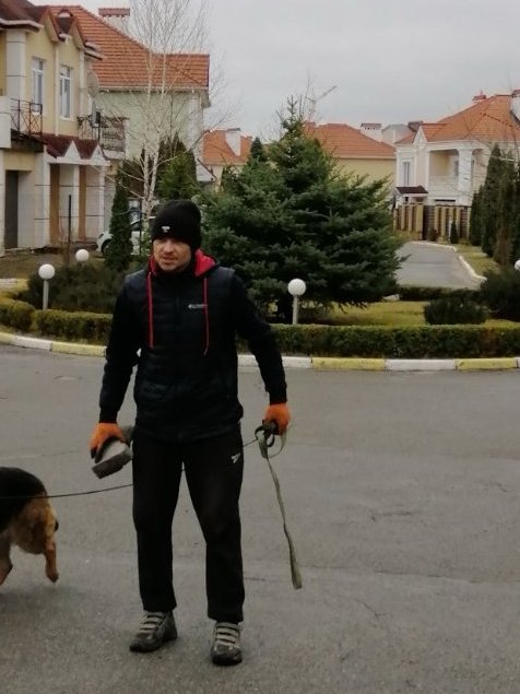 Gar_na_ua's tweet photo. Нагадаю, що цей герой  під час окупації Бучі,допоміг викрасти для русні автівку. І він теж вийшов на волю за один мільйон гривень, який передала його маман з окупованого Сіверськодонецька https://t.co/Uqi2FDyJR1