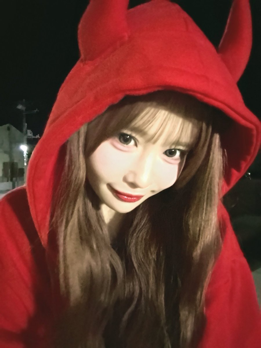 bibian_ct1203's tweet photo. このパーカー
誰のでしょ？(՞⸝⸝o̴̶̷̥᷅  ̫ o̴̶̷᷄⸝⸝՞)♡ https://t.co/J2aXapVzan