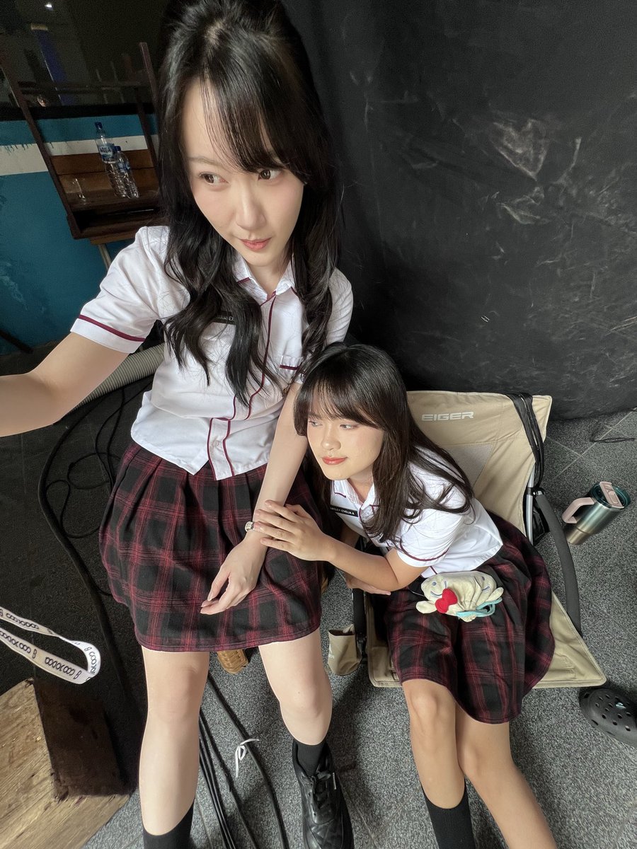 L_MarshaJKT48's tweet photo. @AdelRevaaa meng~ https://t.co/NrhSA2MBTj