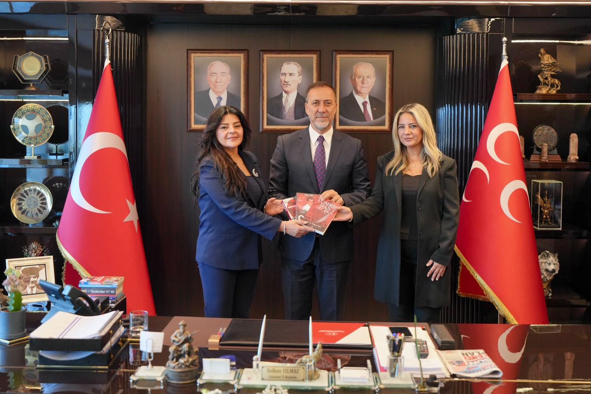 BBvolkanyilmaz's tweet photo. Değerli dava insanı Rahmetli Abdullah Çatlı’nın kıymetli evlatları Doç. Dr. Gökçen Çatlı ve Selcen Çatlı’ya ziyaretleri için teşekkür ederim. https://t.co/RoRcIjST3y