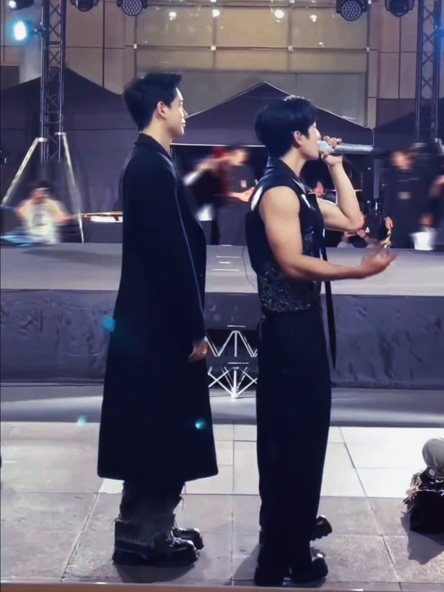 strawberry1005_'s tweet photo. size diff😋

PIL FAN INTIMACY
#PoliceinLoveFanEXP
#centralwOrld https://t.co/UzWsP6T0xV