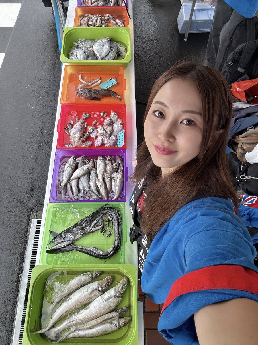 MLavca's tweet photo. 今年も「埼玉県戸田市」の戸田商工祭にて行われる戸田深海魚祭りでお手伝い&amp;物販をさせていただきます🙌🐟
ここまで大規模な深海魚タッチは中々ないので皆さまに楽しんでもらえる事間違いなし！日曜日には深海ザメの公開解剖も！
ぜひいらしてください！！
⭐︎10/24（土）25（日）埼玉戸田市役所周辺 https://t.co/kfD5dSQZ6i