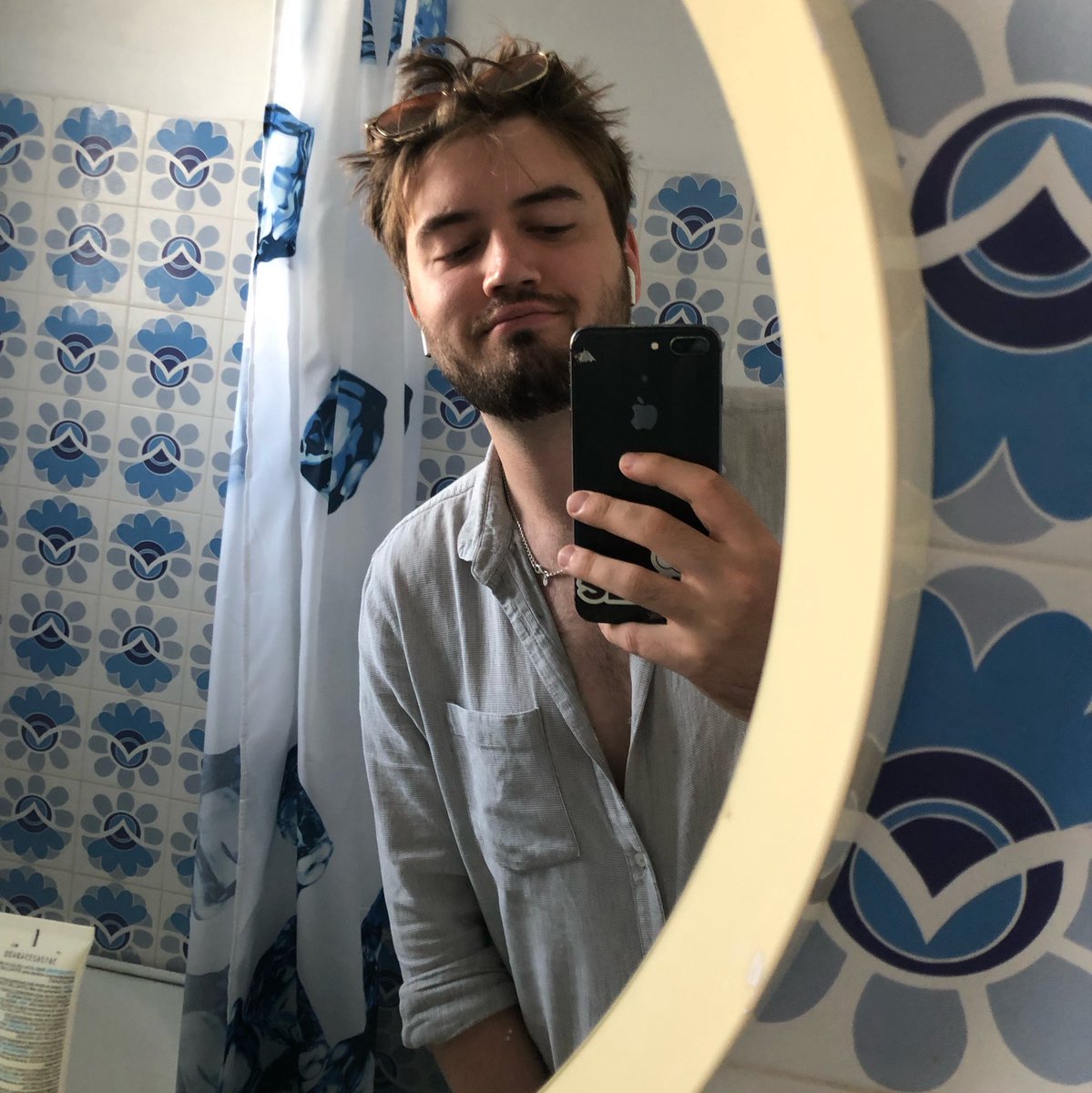 frederickjames's tweet photo. This friday is my last day of work.

I'm going full time indie dev.

I've got ~£100k in savings.
• This is many years of runway in SEA.
• Doing ~$3-4k/m from my income streams.

The first stop is Vietnam 🇻🇳
Then, I'm thinking Cyprus long term 🇨🇾

I decided to go all in abt a year ago.
Sharing the journey on x for ~5 months now.

It's been an incredible journey so far.

But not been easy, I've drifted apart from friends, been stressed and anxious, pushed myself to my limits. But it's the right decision.

I've met so many amazing people here, and created a new life for myself, financial freedom. It's all been worth it.

We're just getting started 🫡