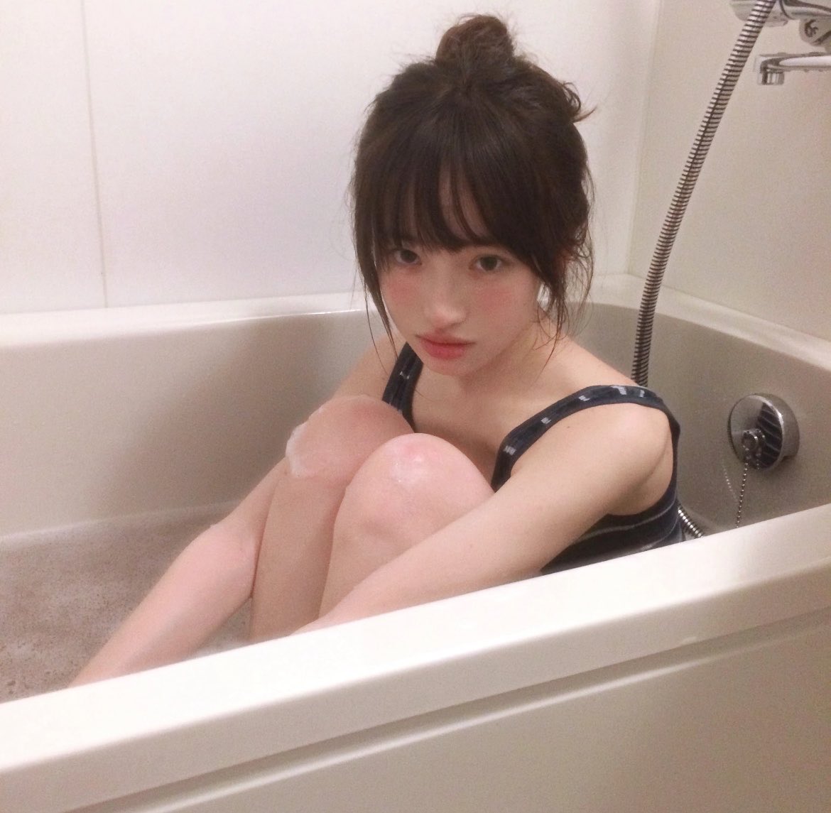 debbie79yy9's tweet photo. 我可以做你的宝贝吗？？

刚洗完澡，福很干净，想要锐评的快来

看完不许瞎说，没有🚪，看完就删 https://t.co/ALKqb4kPyl