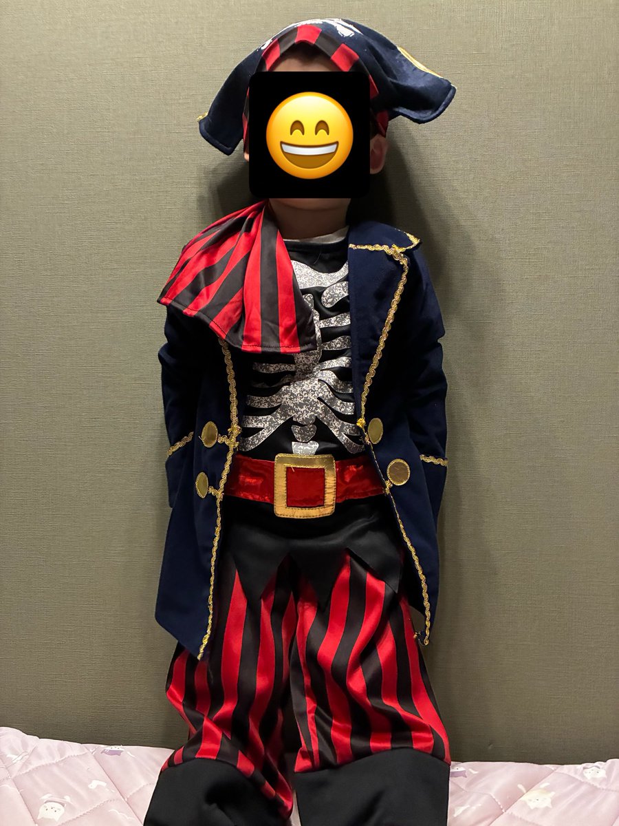 NN_8251's tweet photo. #葛葉ブラッディコーデ
息子ってぃこれで https://t.co/1yFFKvuH0O