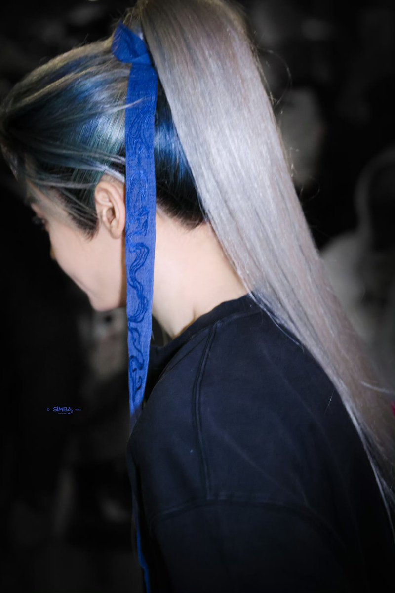bambbhlight's tweet photo. 261005 | #rongchenzi day 73 
 
white blue long hair rong rong 💙

#houminghao #loveintheshell ©logo https://t.co/KHjJXGWPxn