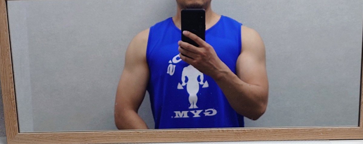 pere474801's tweet photo. 今日は背中💪

デッドリフトの最後で目まいしました🫨
呼吸って大事ですね😌

#筋トレMEMO https://t.co/gJ8uaYiZWA