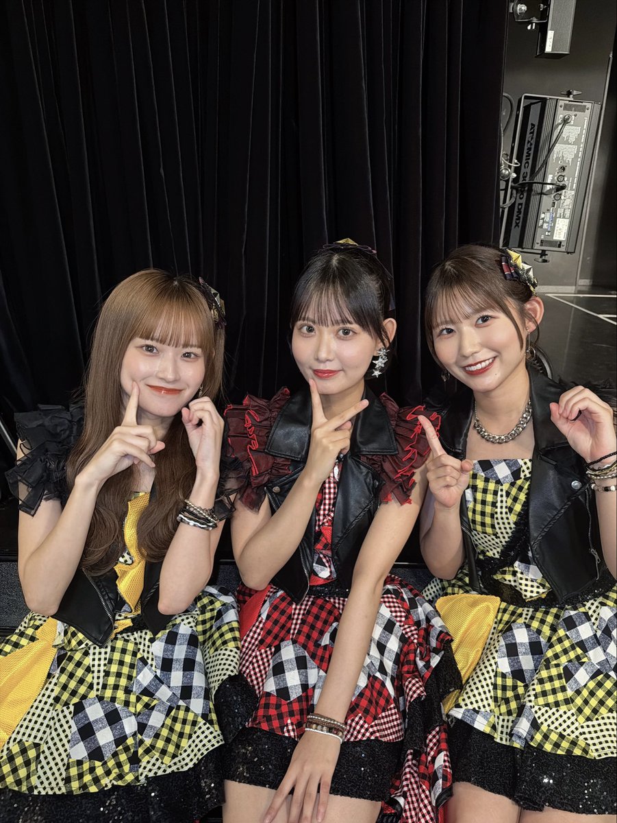 rikaoki__92's tweet photo. #18周年特別公演
ありがとうございました☺︎

10期ちゃんで
『Go for the Dream!!』❤️💛🖤

チームEで
『さよなら、ぼくらの神様』を初披露させていただきました🪽💚

19年目もよろしくお願いします🫶

#SKE48は18周年 https://t.co/jlxWXb5heo