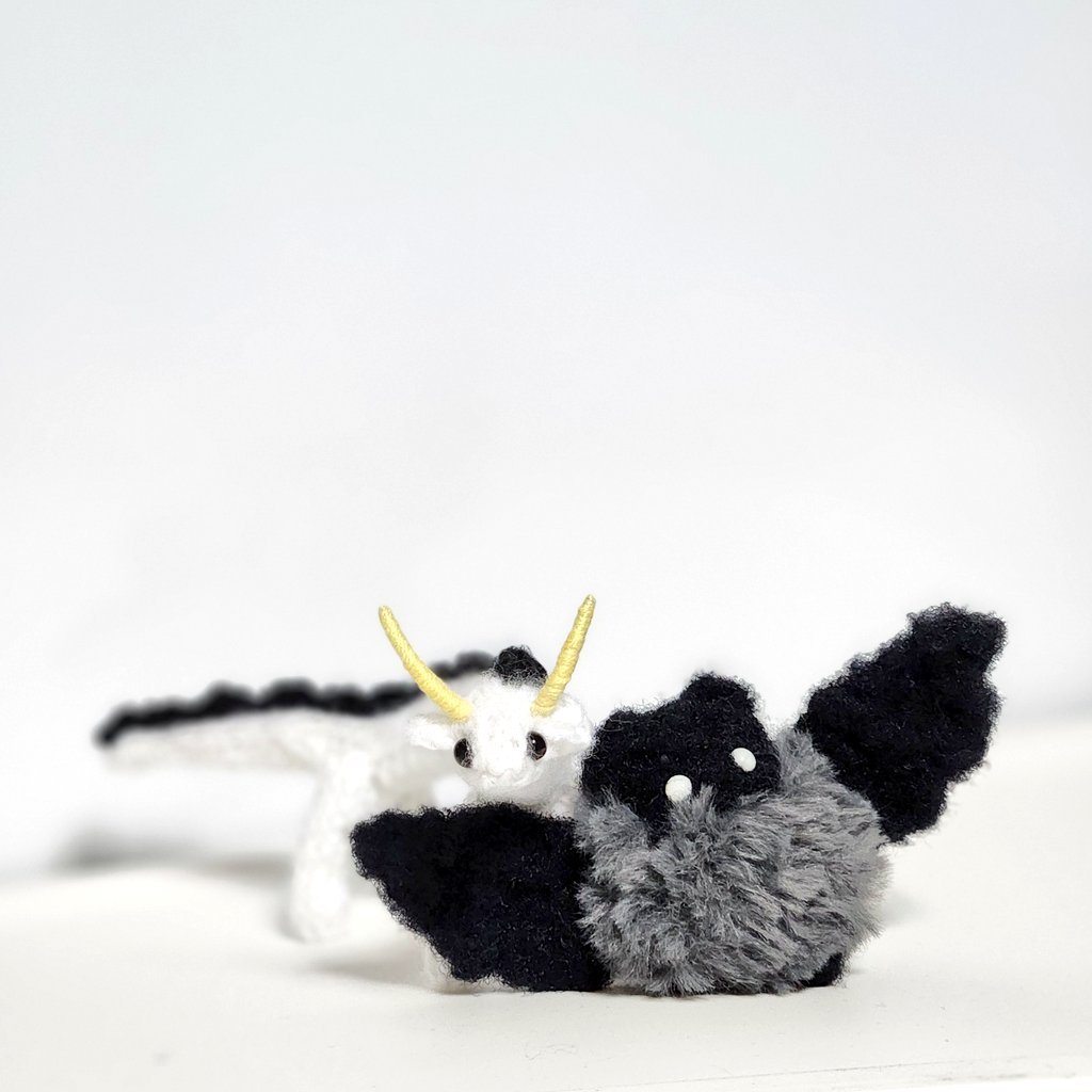 knitting_HADA's tweet photo. 🦇도아니티에서 뜨박쥐 도안을 할인 판매합니다!
RT 추첨 두 분께 뜨박쥐 도안을 보내드립니다(당발 1031)
https://t.co/eQvP2gh4m7 https://t.co/pJWYuVyhAw