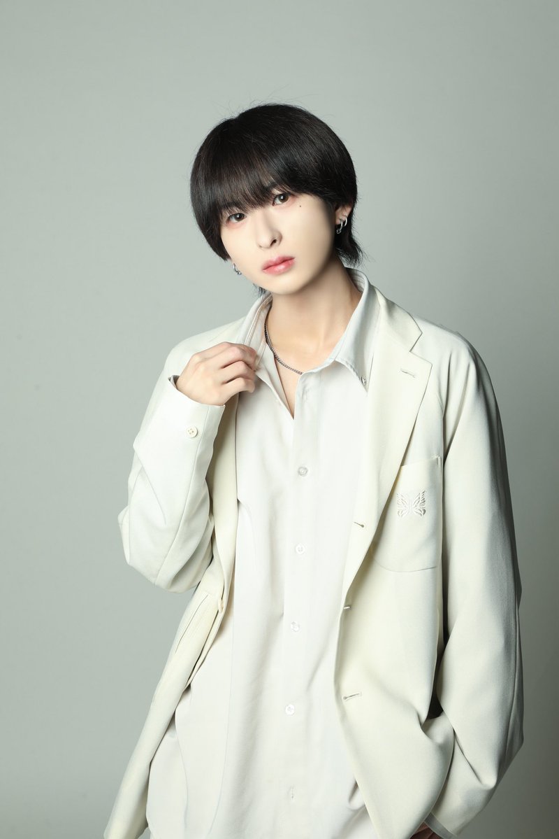 xceed_off_'s tweet photo. ✨ 新体制発表 ＆ 新アー写公開 ✨

📸 新アーティスト写真を公開します！
━━━━━━━━━━━━━━
【名前】
あかね

【メンバーカラー】
❤️赤色

【X】
@Akane_bluebird 

【Instagram】
https://t.co/Dp8zpvc4r3 https://t.co/qeV8f8mKdm