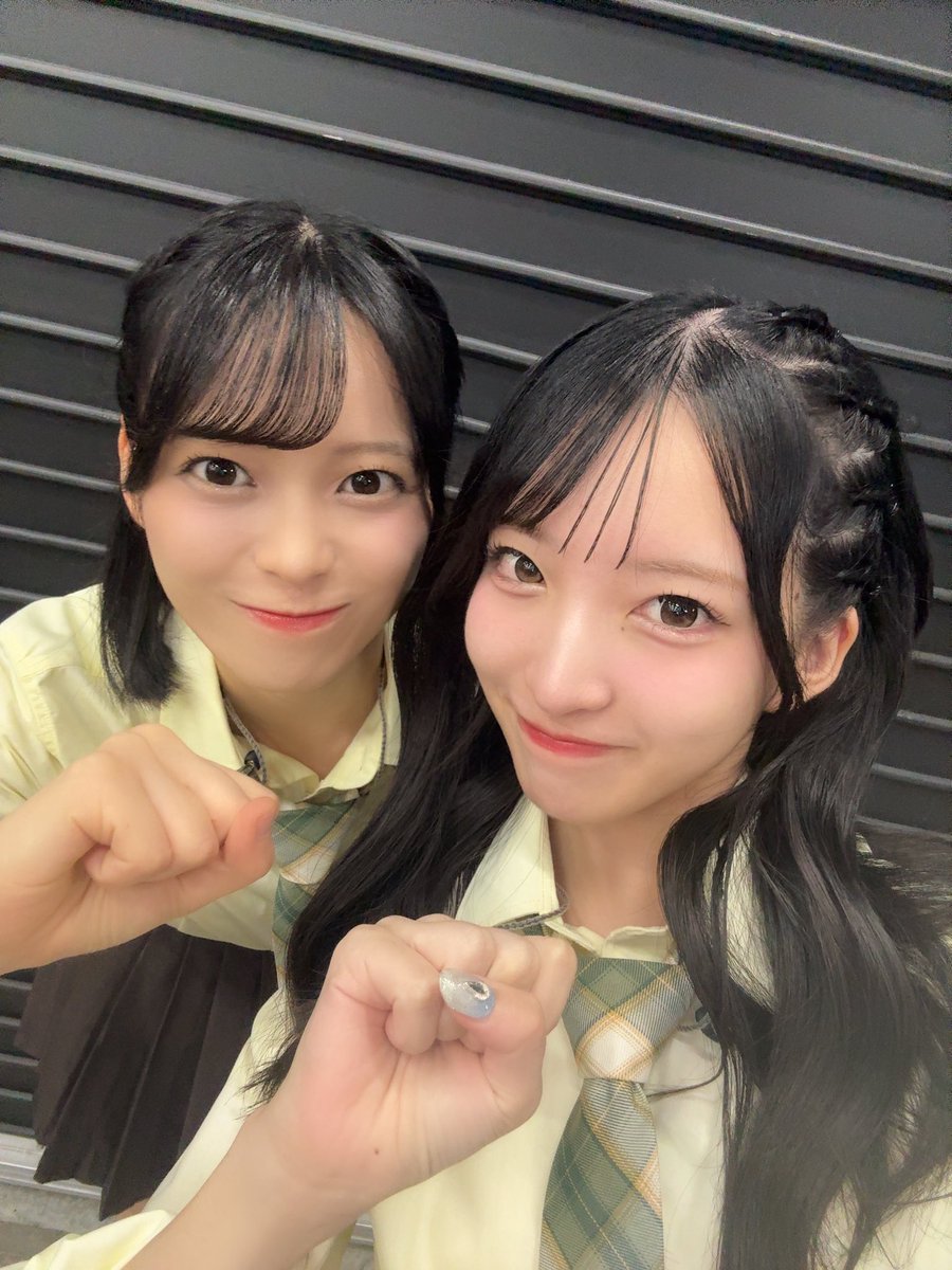 yuichi_akb48's tweet photo. さえちゃん
21歳のお誕生日おめでとう〜💛🎤

仲良しすぎてたまに同い歳に感じちゃうけど大人だね、、！！

いつも透き通っていて綺麗な歌声でファンのみんなを魅了したり、熱い気持ちを持っているところが好きです！

これからも色んな思い出つくろうね！👭 https://t.co/g1CECNVGEB