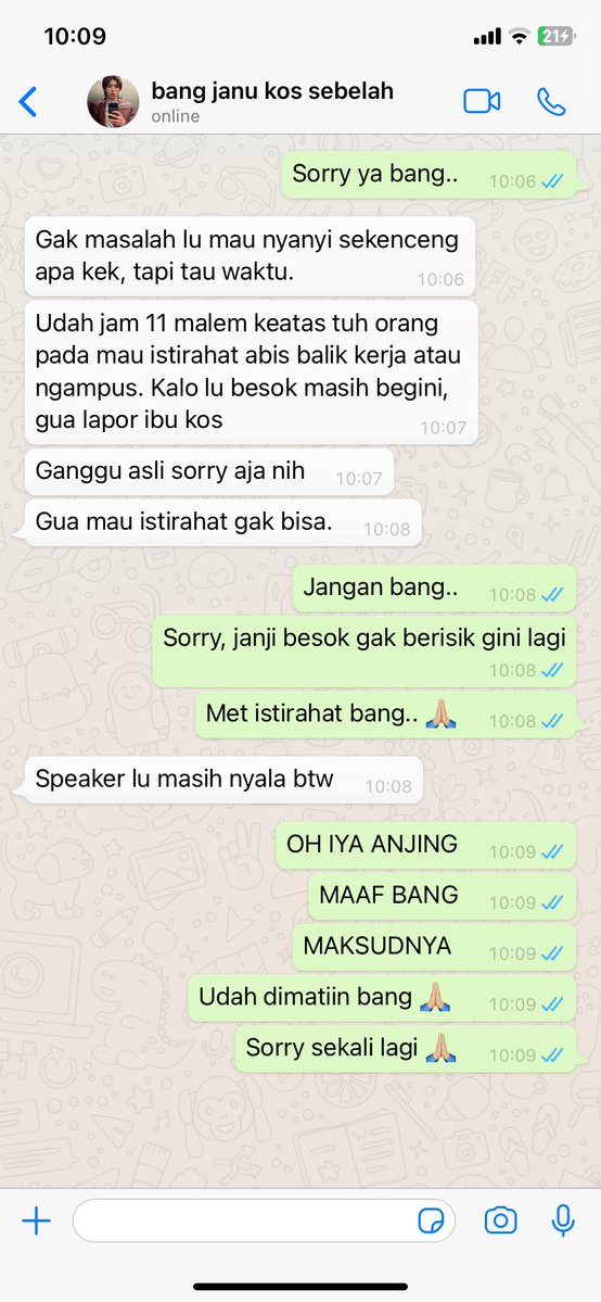 sourtonumb's tweet photo. Jjyutin (potentially long) au,

Matthew atau Mamat (ed) baru pindahan kos, kamar sebelah ada Janu (jju) yang keganggu sama suara Mamat nyanyi sampai tengah malem. Ditegur sampai si bule depok itu gak berani balik ke kosnya. https://t.co/AuI9FJbJxF