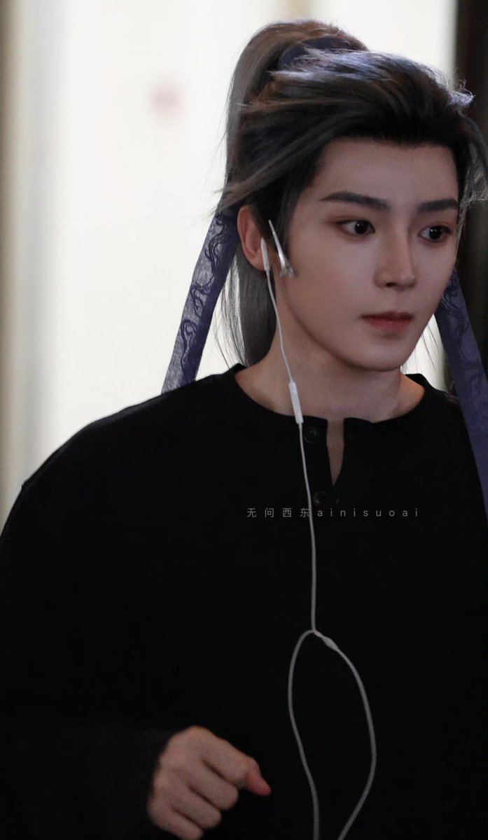 Monkey_HmH99's tweet photo. pretty #RongChenzi #HouMinghao https://t.co/1ckcMVn3db