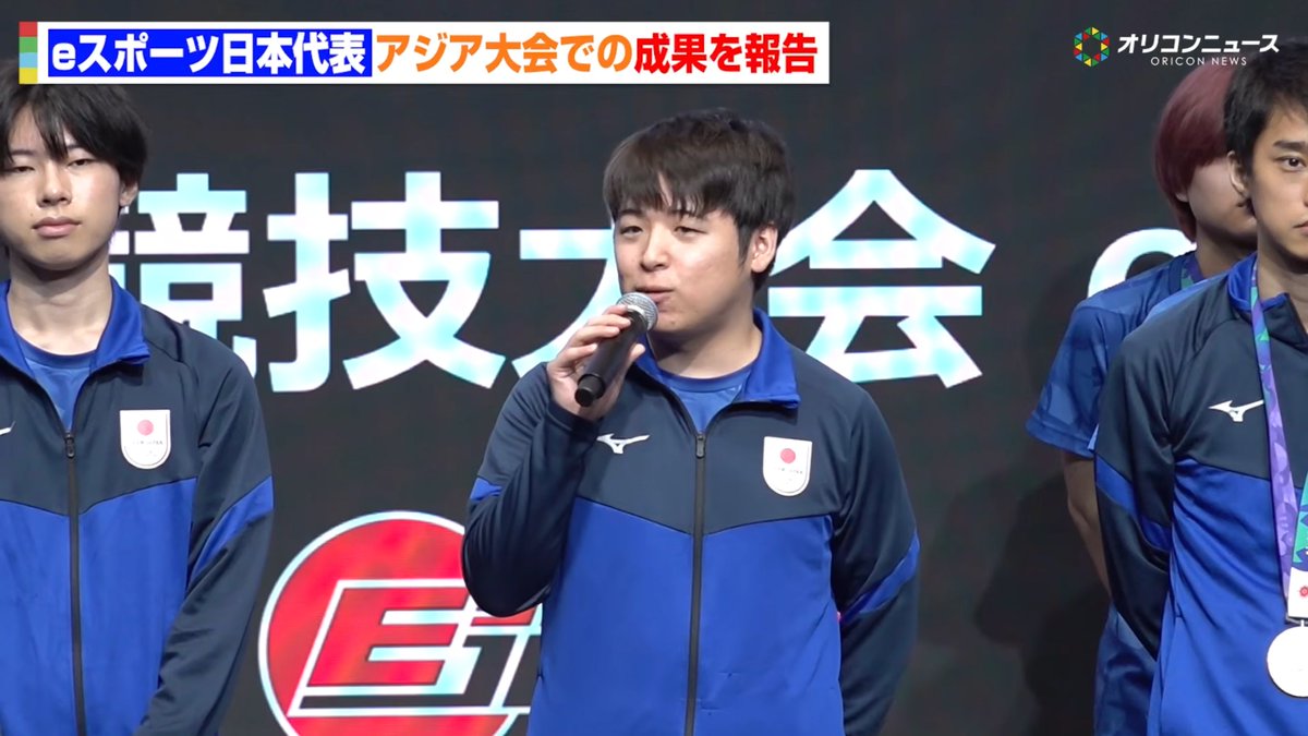 KijiLife's tweet photo. アジア競技大会を最後に第五人格の競技シーンを引退した神谷凌（Soba）選手

Q：このアジア大会を最後に現役を引退すると決めていましたが、最後の大会を日本代表として戦い終えた今の心境を教えてください。

A：界隈として先に引退を発表してから臨む大会というのは、多分過去になかったので、その状態で臨んだ大会で銀メダルを獲れてとても嬉しかったです。

チームのみんなや対戦した選手でファンの皆様や関係者の方々から、選手活動お疲れ様、おめでとうと温かい言葉をいただけて、心の底から嬉しいです。